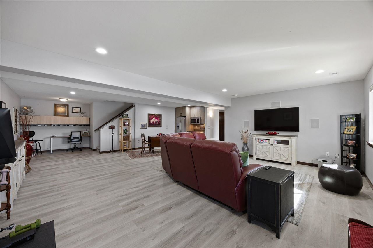 1659 Clifford Lane Iowa City IA 52240