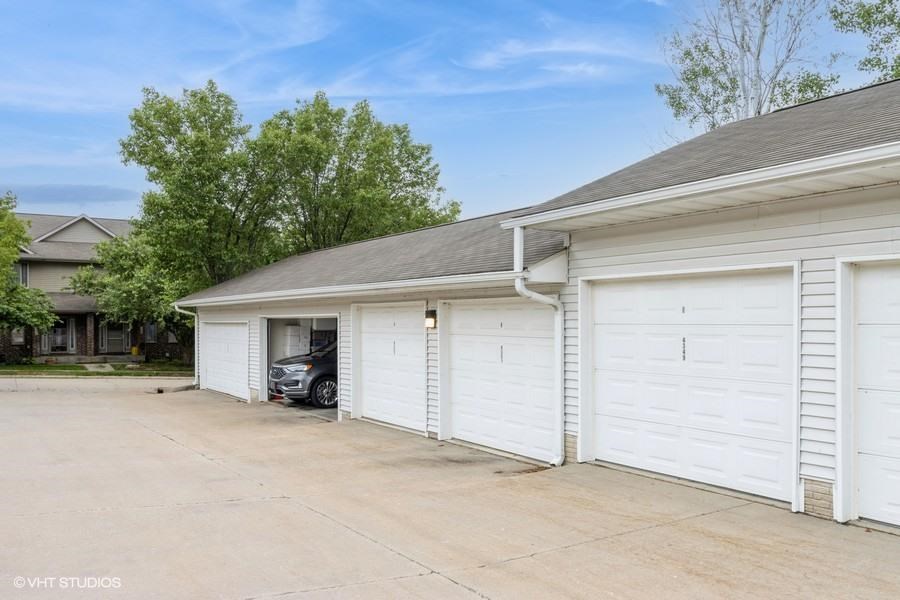 4349 York Place Iowa City IA 52245