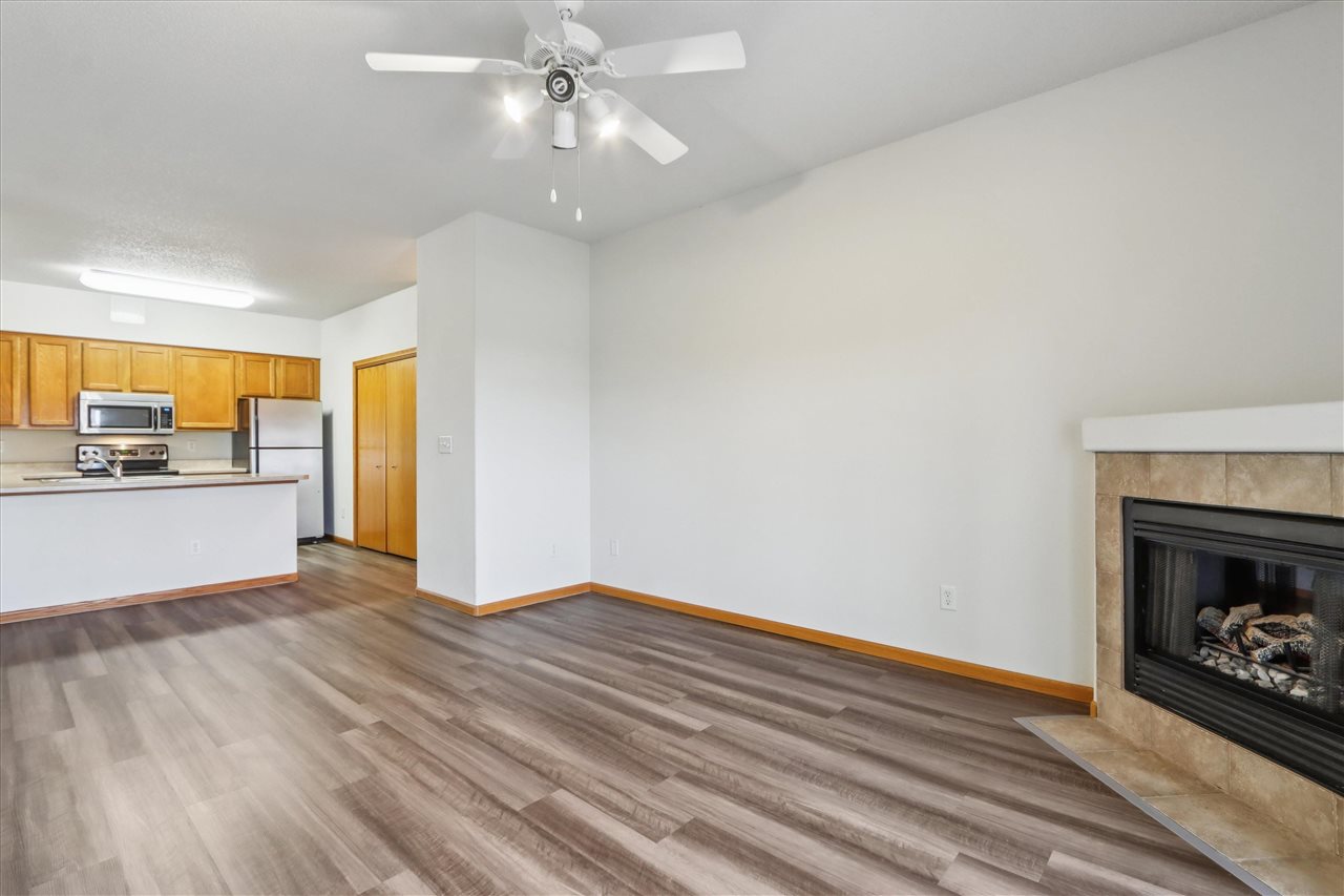 4349 York Place Iowa City IA 52245