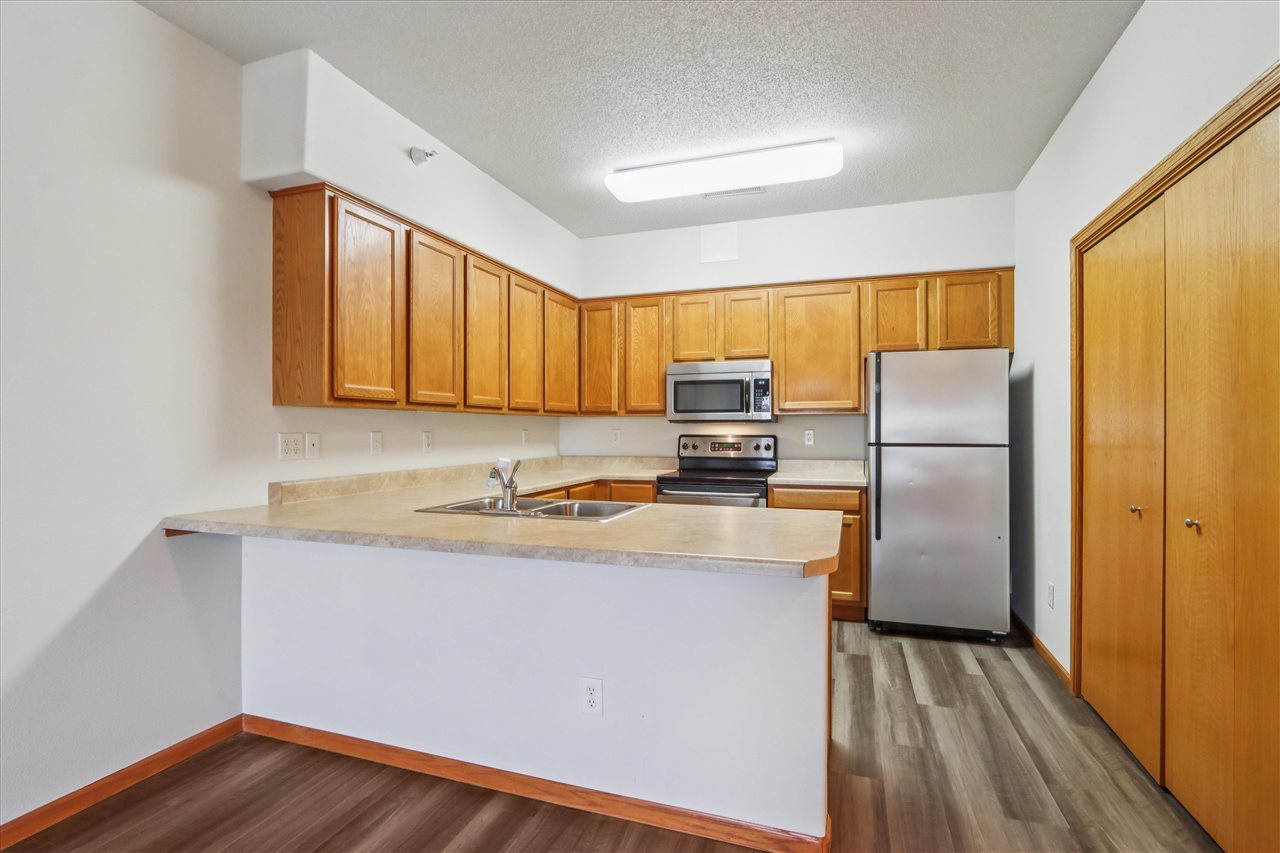 4349 York Place Iowa City IA 52245