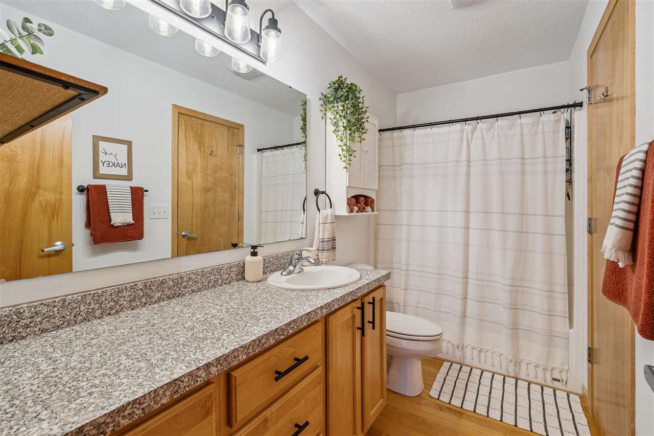 2325 Mulberry Street Coralville IA 52241