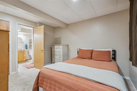 2325 Mulberry Street Coralville IA 52241