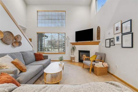 2325 Mulberry Street Coralville IA 52241