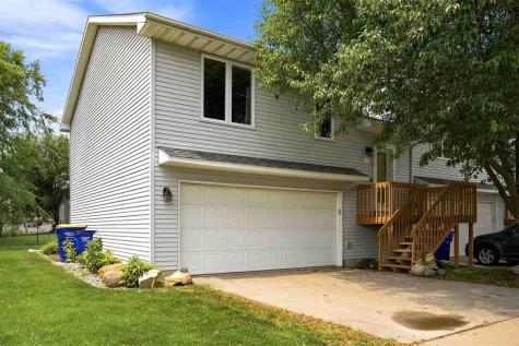 408 Sugar Creek Lane North Liberty IA 52317
