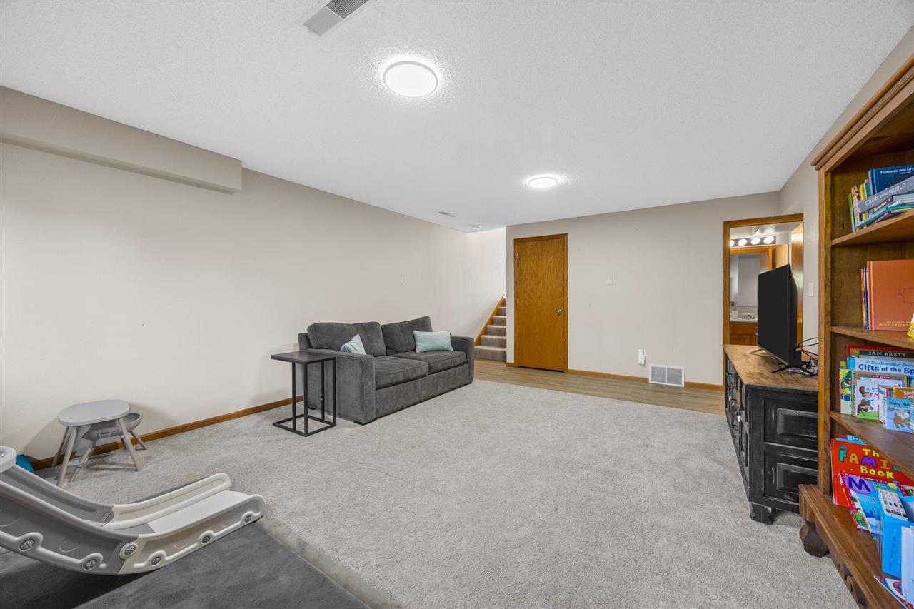 1545 Mckinley Place Iowa City IA 52246