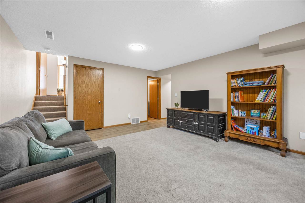 1545 Mckinley Place Iowa City IA 52246