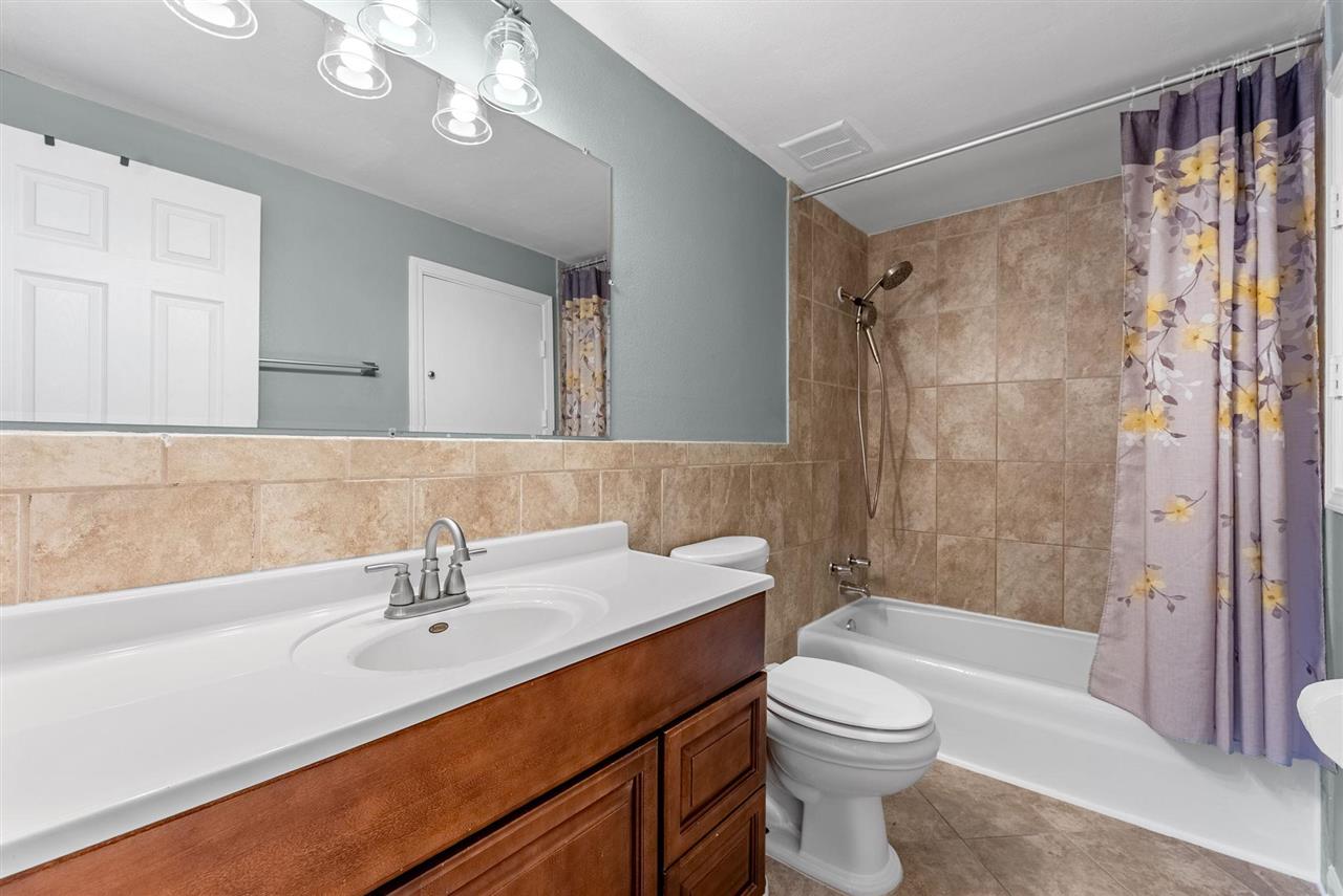 439 Peterson Street Iowa City IA 52245