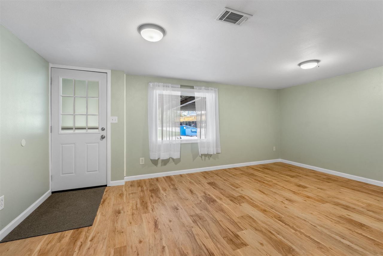 439 Peterson Street Iowa City IA 52245