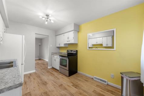 439 Peterson Street Iowa City IA 52245