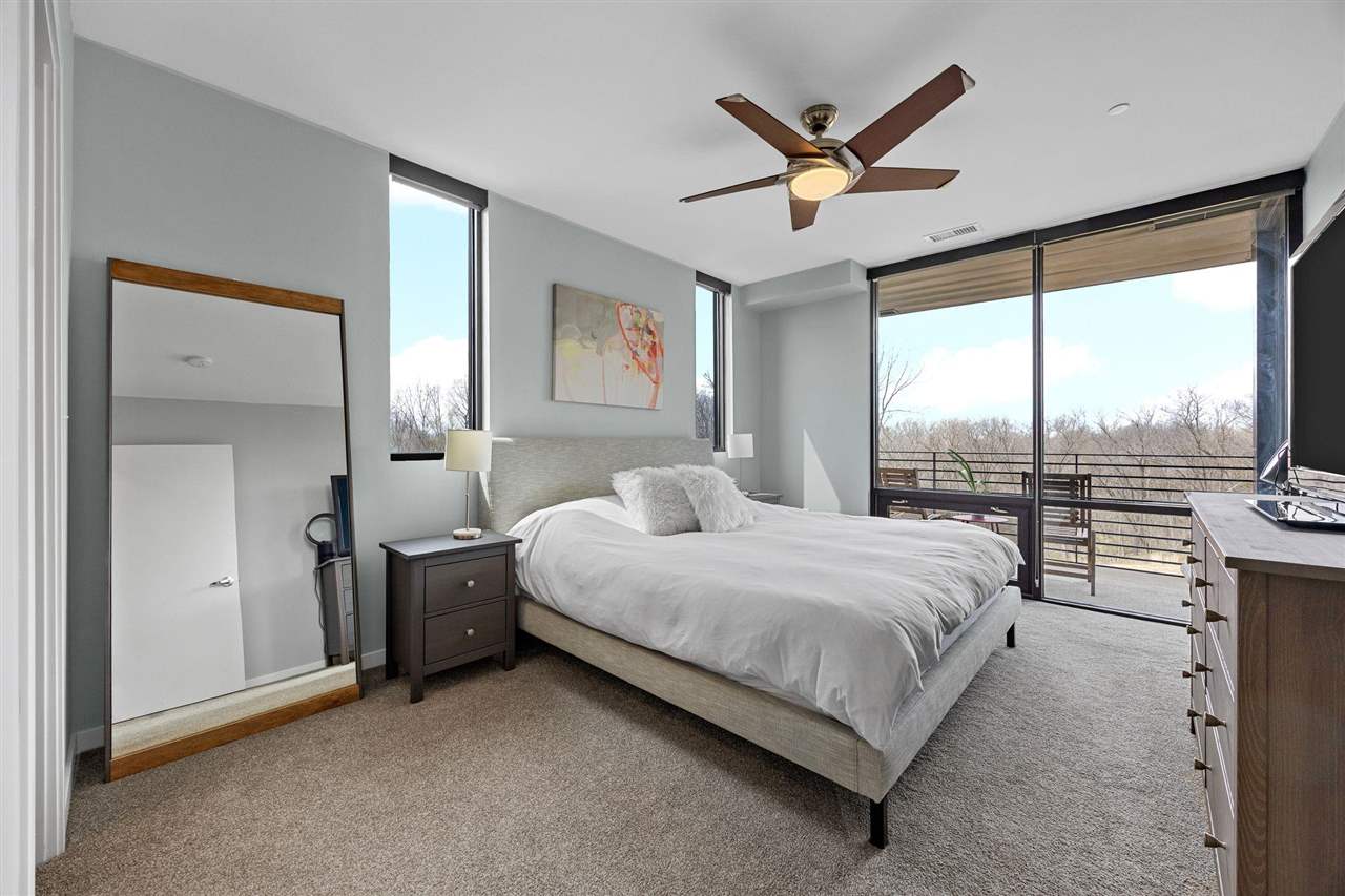 1 University Way Iowa City IA 52246