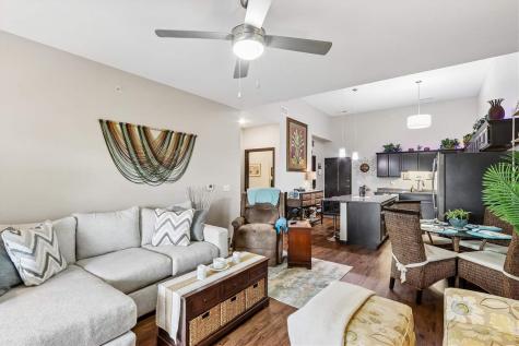2863 Spring Rose Circle Coralville IA 52241