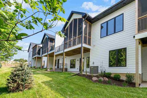 354 Hidden Ridge Drive Coralville IA 52241