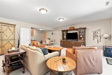 2248 Jessica Lane Coralville IA 52241