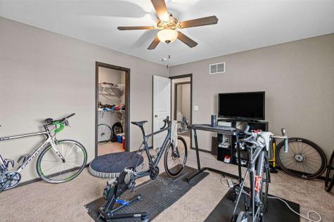 363 Aspen Court Solon IA 52333