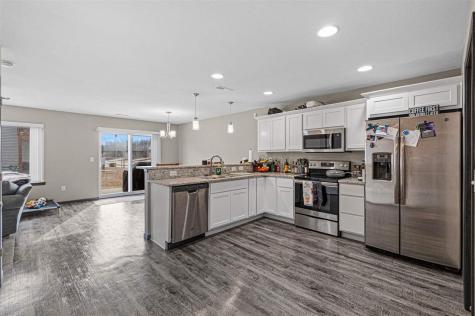 363 Aspen Court Solon IA 52333