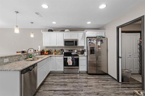 363 Aspen Court Solon IA 52333