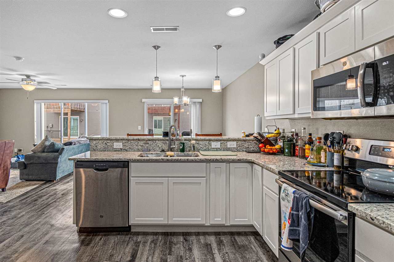 363 Aspen Court Solon IA 52333