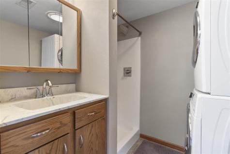 332 S Linn Street Iowa City IA 52240
