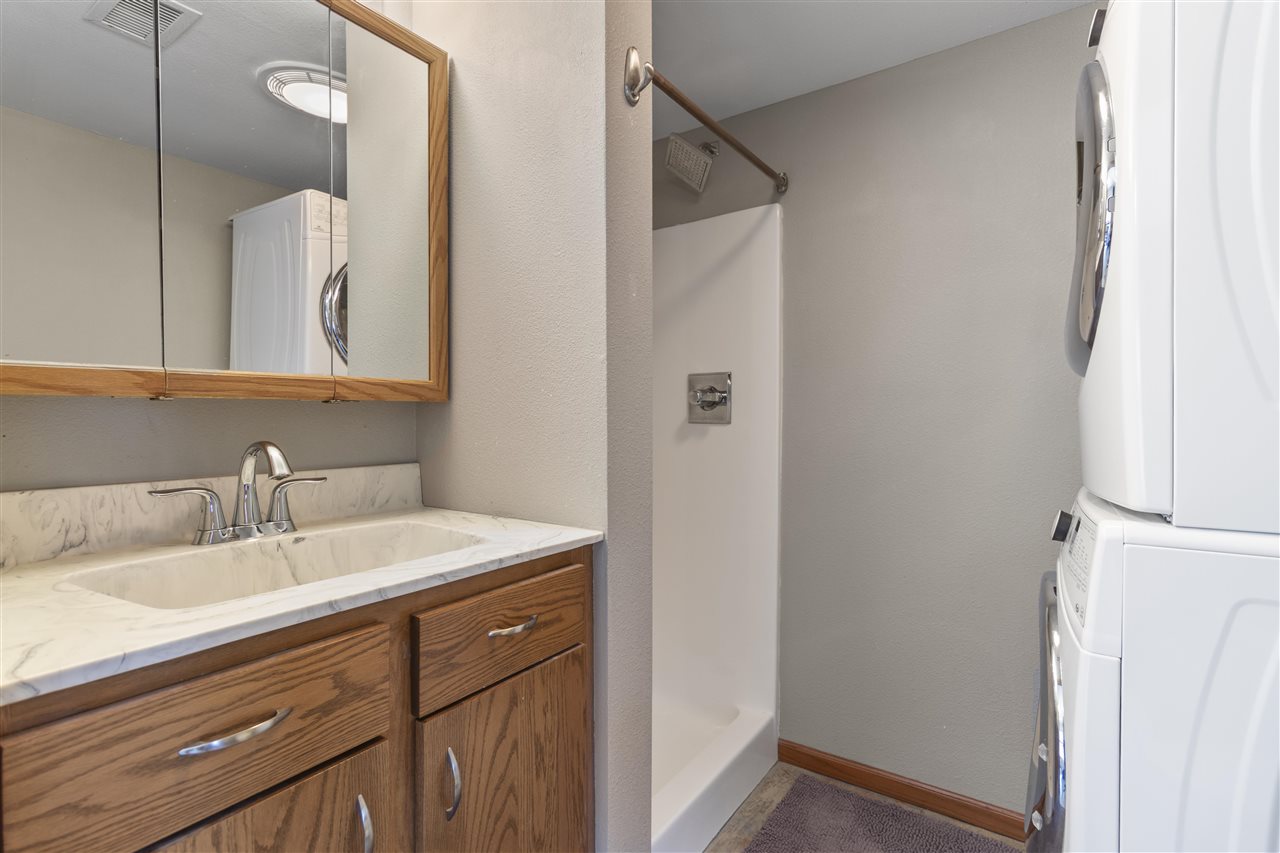 332 S Linn Street Iowa City IA 52240