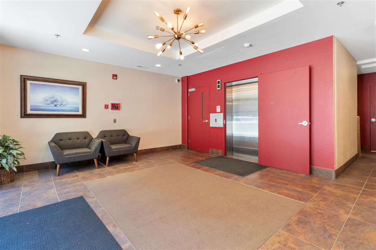 332 S Linn Street Iowa City IA 52240