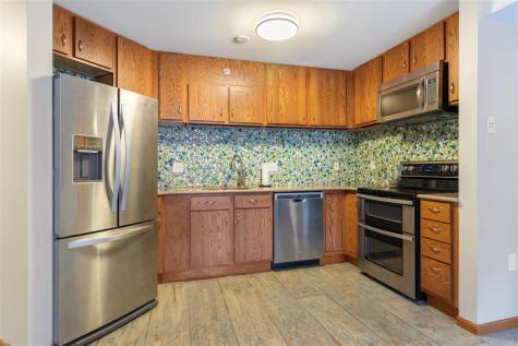 332 S Linn Street Iowa City IA 52240