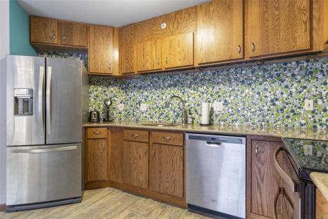 332 S Linn Street Iowa City IA 52240