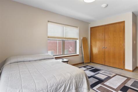 332 S Linn Street Iowa City IA 52240