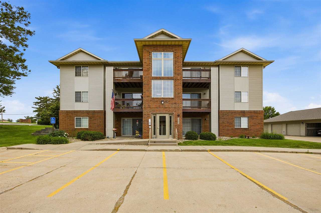 3000 Wilson Ave SW #3 Cedar Rapids IA 52404