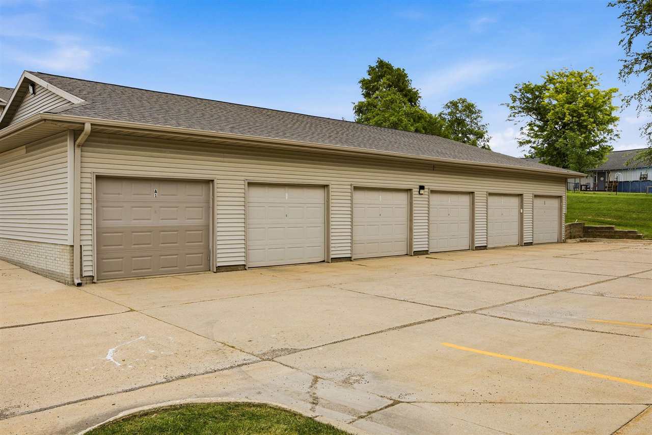 3000 Wilson Ave SW #3 Cedar Rapids IA 52404