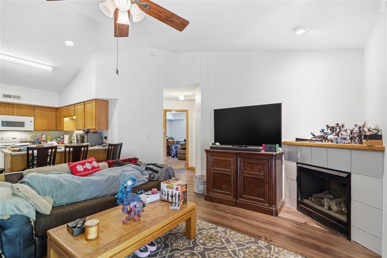 2270 Holiday Road Coralville IA 52241