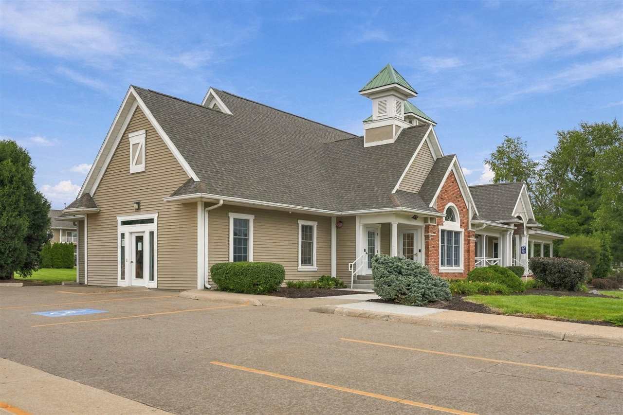 2665 Triple Crown Lane Iowa City IA 52240
