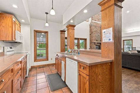 2665 Triple Crown Lane Iowa City IA 52240