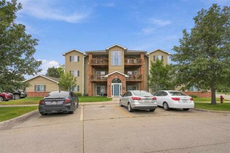 2665 Triple Crown Lane Iowa City IA 52240