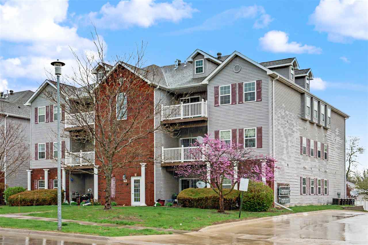 900 Rachael Street North Liberty IA 52317