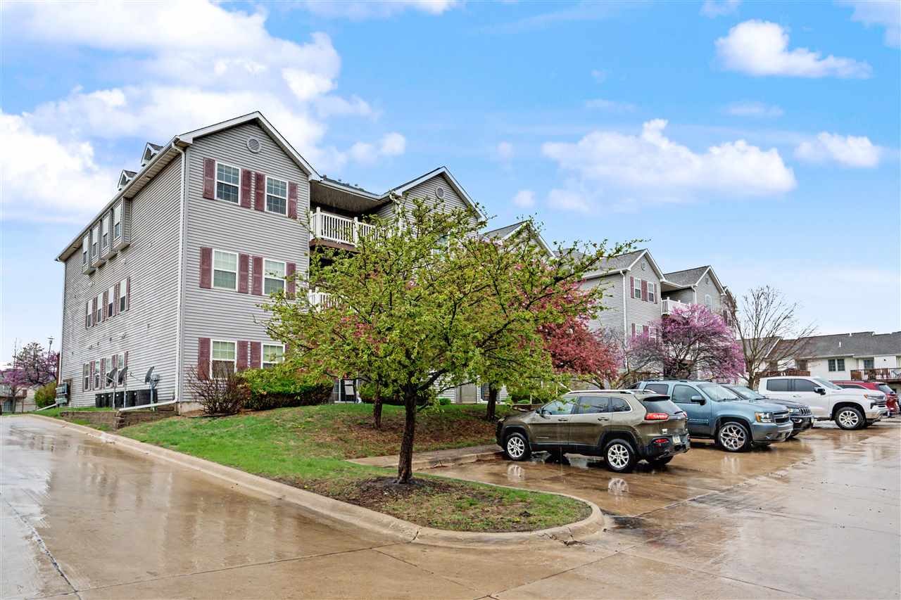900 Rachael Street North Liberty IA 52317