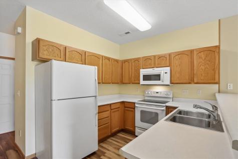 55 Primrose Court Iowa City IA 52240