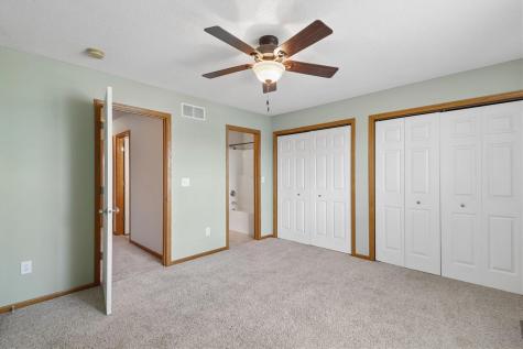 55 Primrose Court Iowa City IA 52240