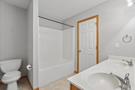 55 Primrose Court Iowa City IA 52240