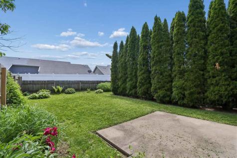 55 Primrose Court Iowa City IA 52240