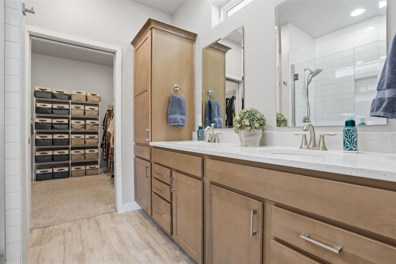762 Clover Hill Drive North Liberty IA 52317