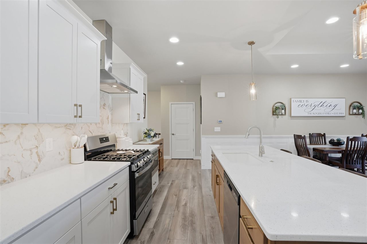762 Clover Hill Drive North Liberty IA 52317