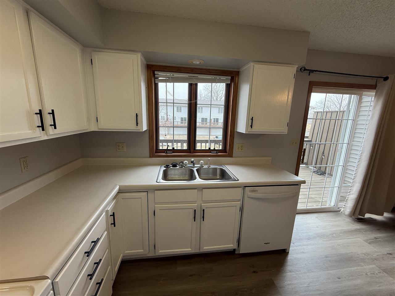 1905 Earl Road Iowa City IA 52246