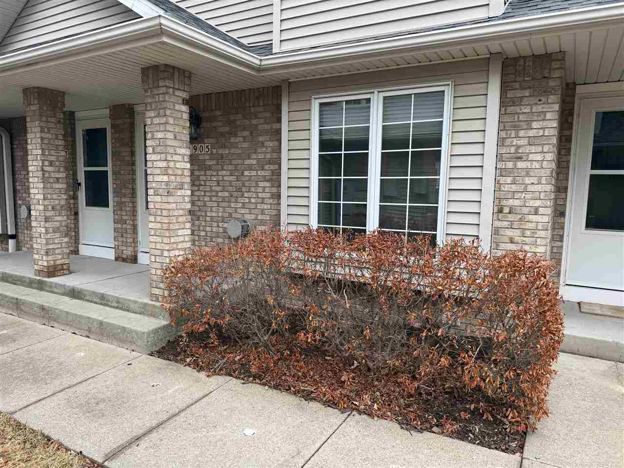 1905 Earl Road Iowa City IA 52246