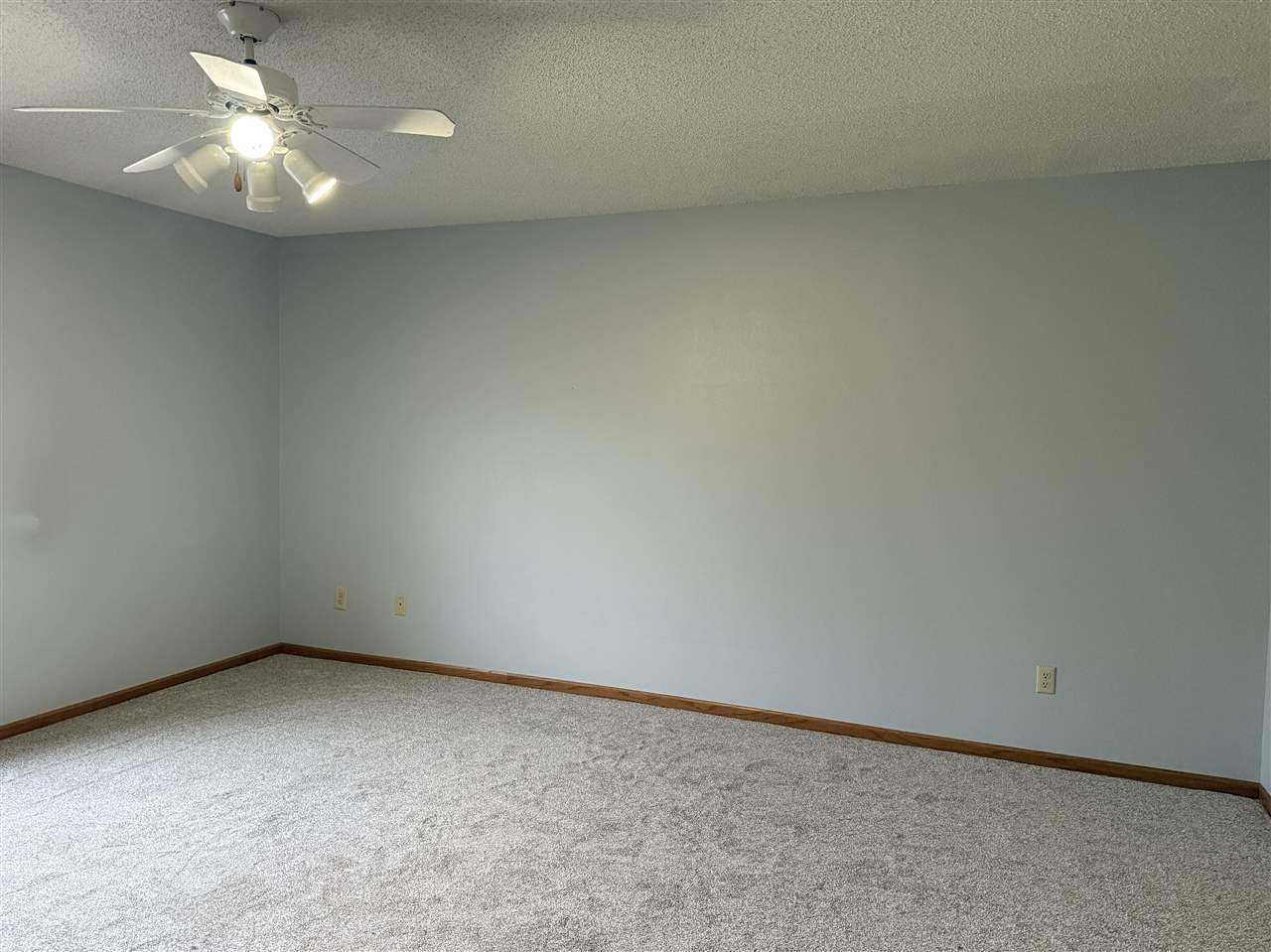 1905 Earl Road Iowa City IA 52246