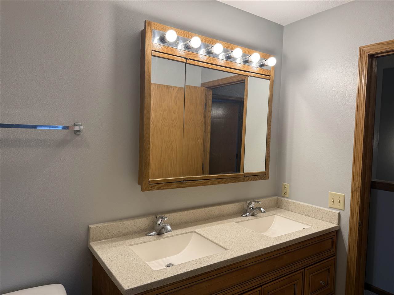 1905 Earl Road Iowa City IA 52246