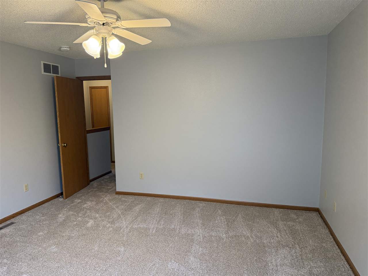1905 Earl Road Iowa City IA 52246