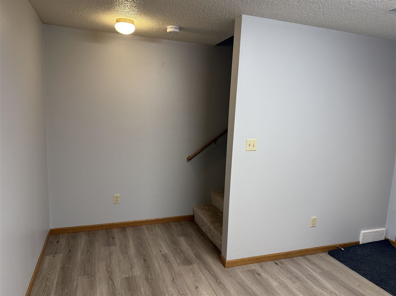 1905 Earl Road Iowa City IA 52246