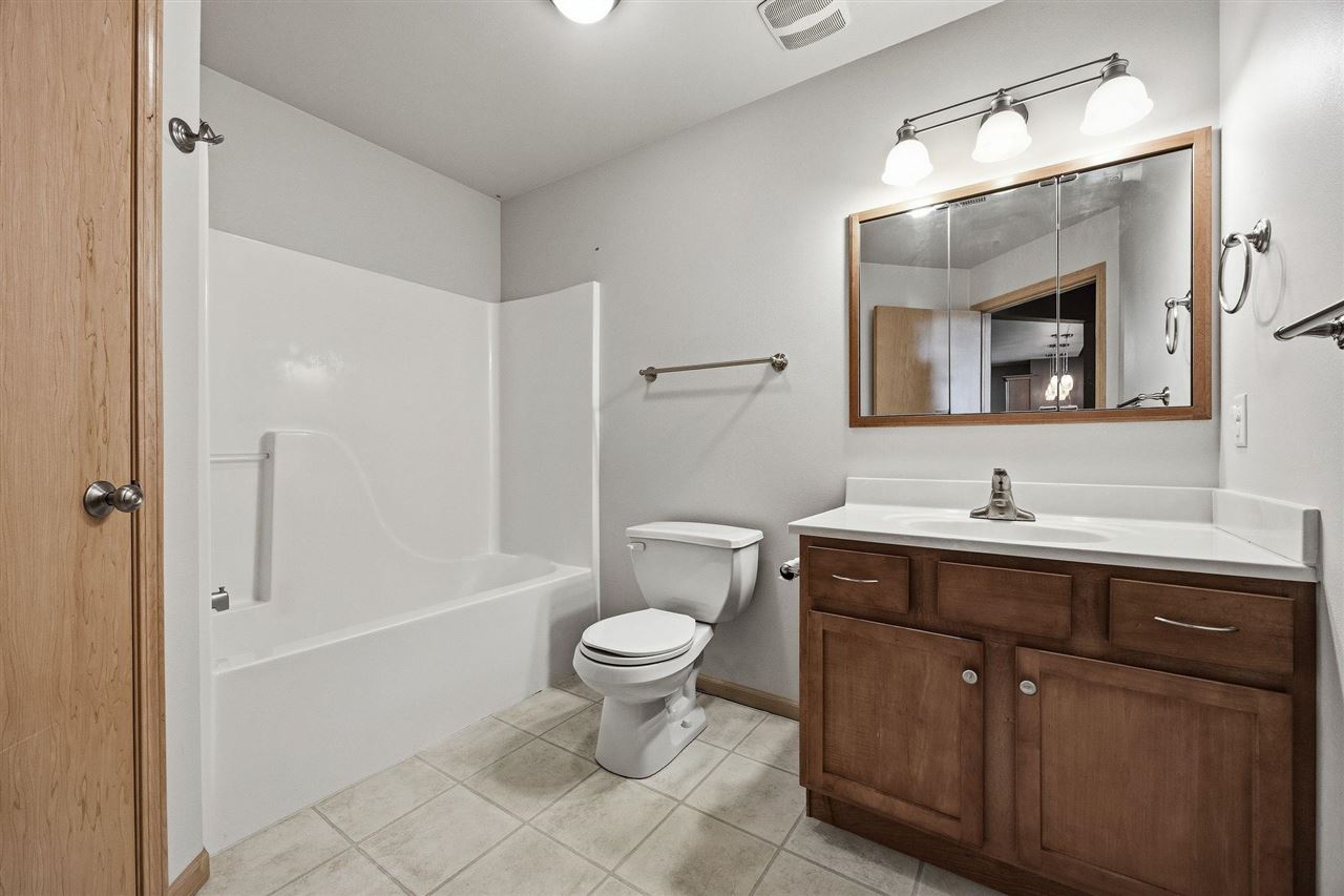 420 N 1st Avenue Iowa City IA 52245