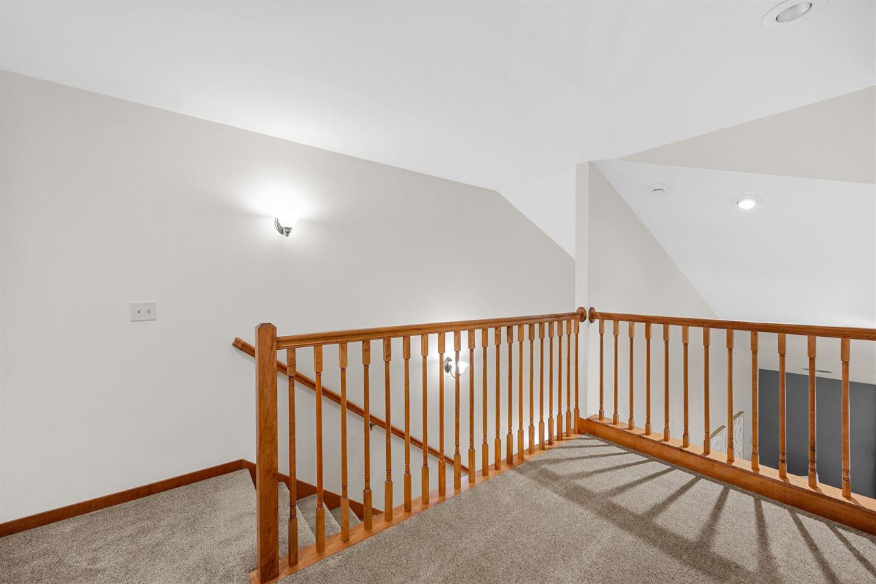 105 Wild Rose Lane Solon IA 52333