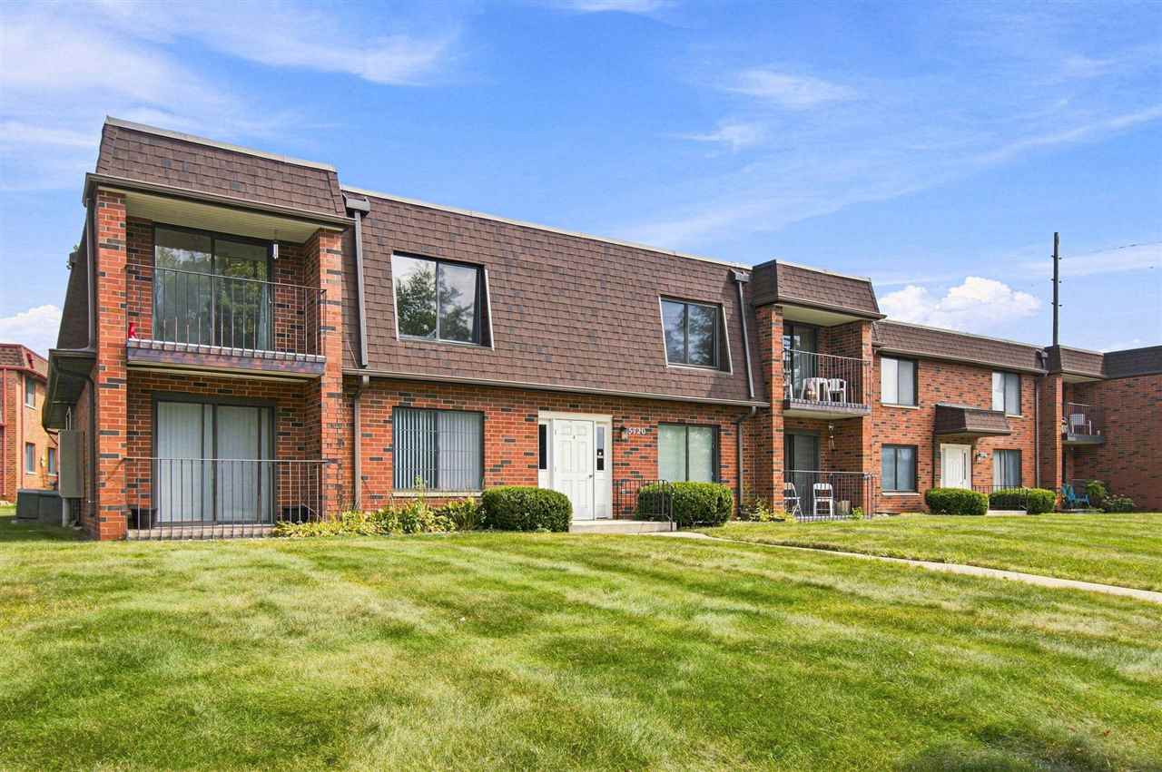 5720 Golden Court NE Cedar Rapids IA 52402